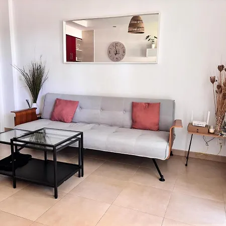 Cozy 1 Bedroom With 2 Pools & Tennis Court Apartment *